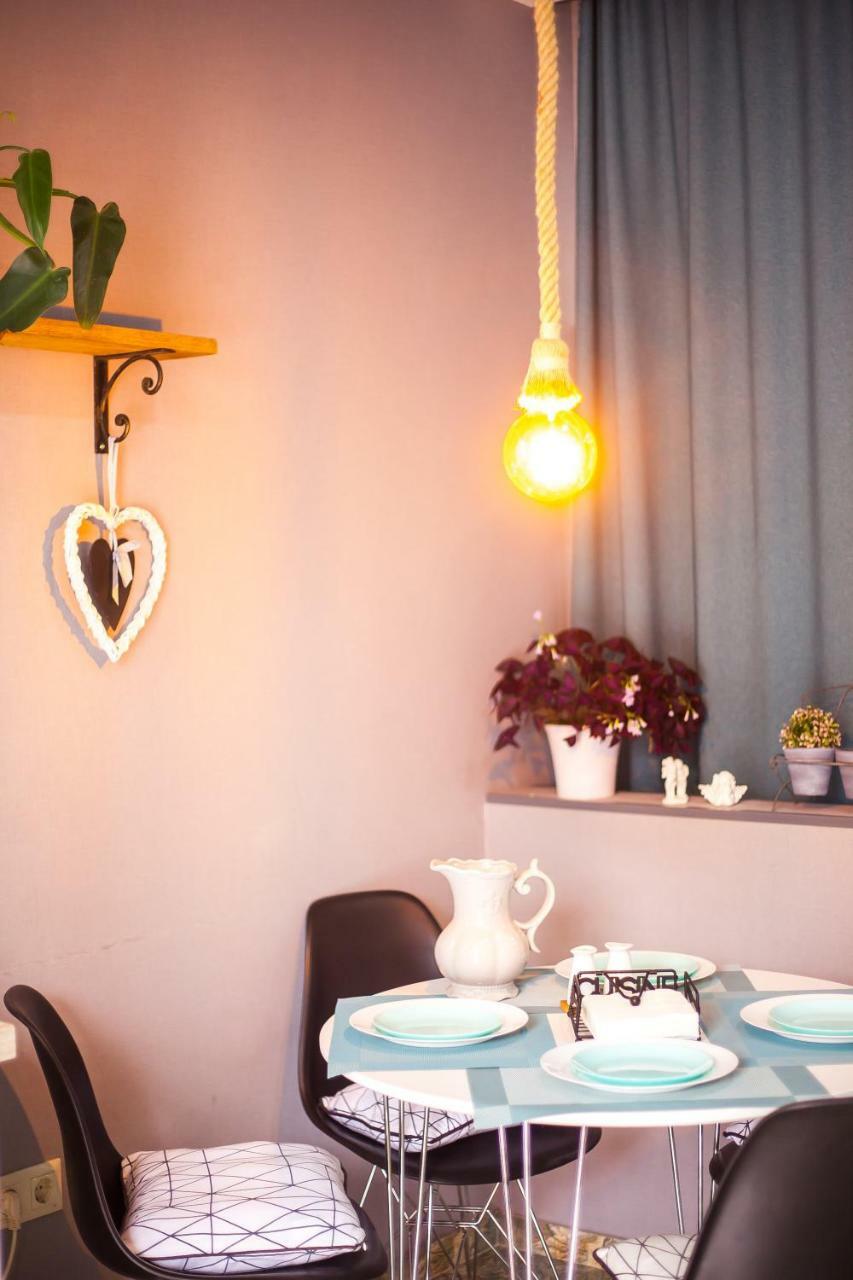 Firuzi Apartment Tbs Тбилиси Екстериор снимка