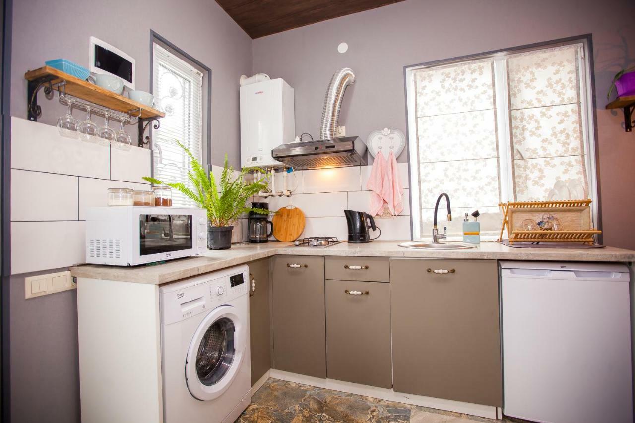 Firuzi Apartment Tbs Тбилиси Екстериор снимка