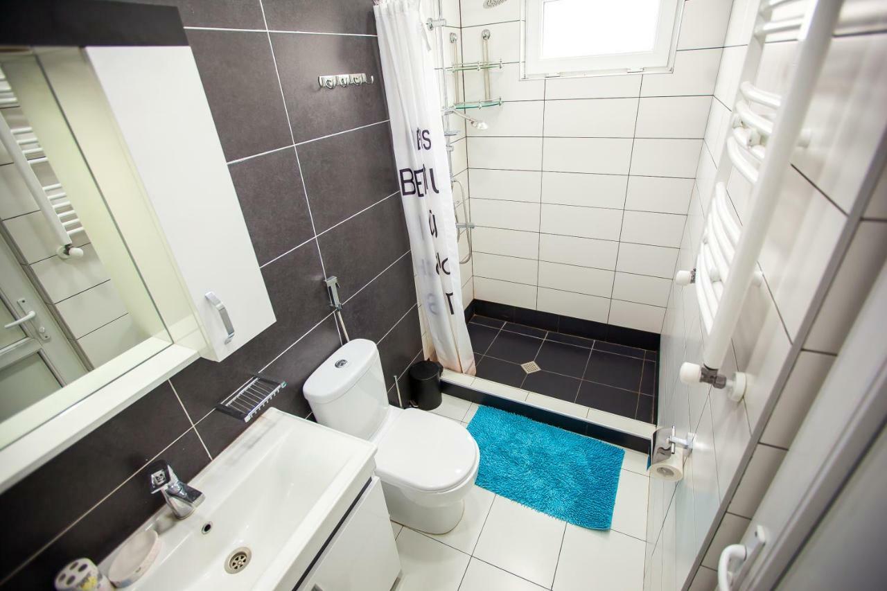 Firuzi Apartment Tbs Тбилиси Екстериор снимка